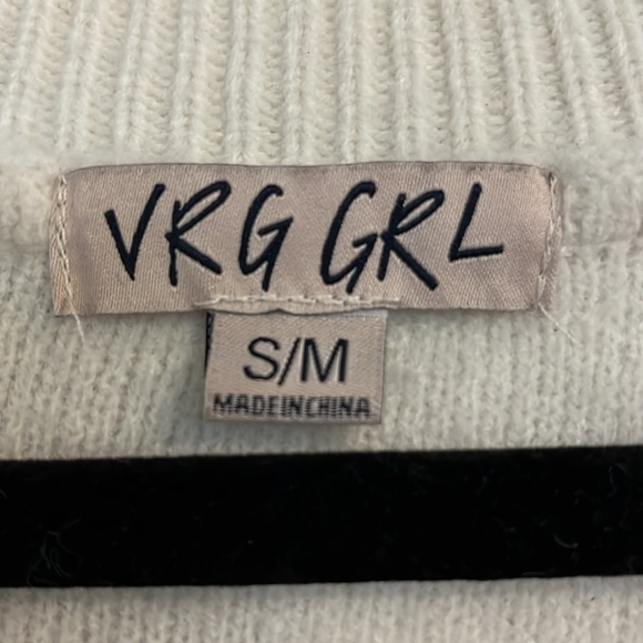 Verge Girl sweater with graffiti design - Picture 2 of 2